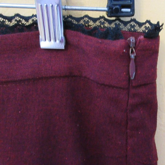 Necessary Objects Deep Red Skirt, size M - Picture 6 of 11